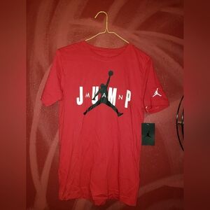 BRAND NEW WITH TAGS NIKE JORDAN TSHIRT